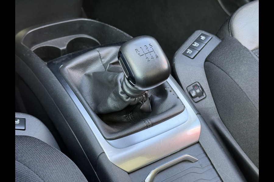 Citroën Grand C4 Spacetourer BWJ 2019 | 1.2T 131PK Business 7PERS | PANO DAK | TREKHAAK | CLIMA | NAVI | STOELVERW | PRIVACY GLASS | CARPLAY | MASSAGE STOEL