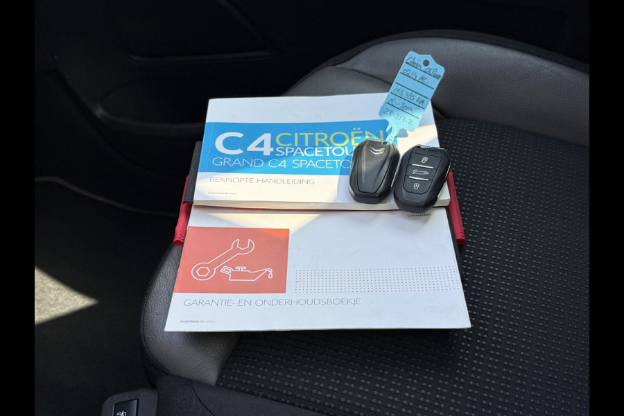 Citroën Grand C4 Spacetourer BWJ 2019 | 1.2T 131PK Business 7PERS | PANO DAK | TREKHAAK | CLIMA | NAVI | STOELVERW | PRIVACY GLASS | CARPLAY | MASSAGE STOEL