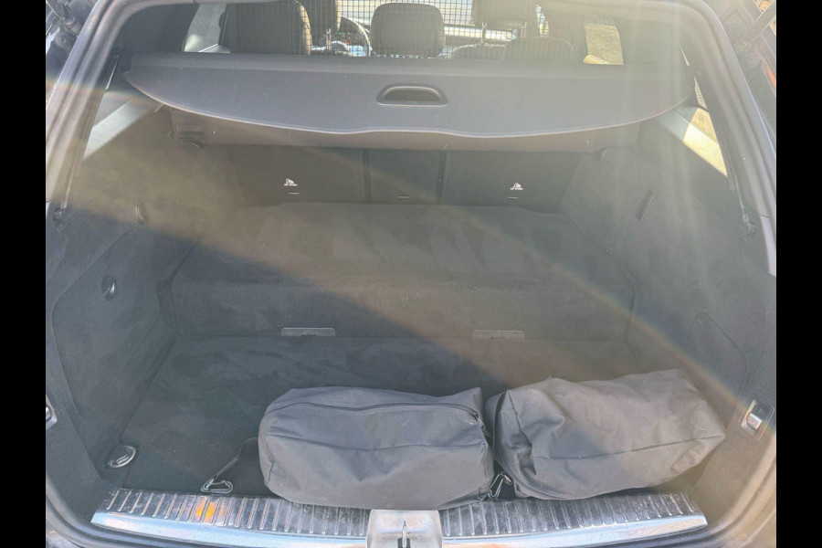 Mercedes-Benz C-Klasse Estate 300 de Business Solution AMG Limited 306pk Trekhaak | Elektrische Achterklep | Matrix LED Koplampen | Stoelverwarming