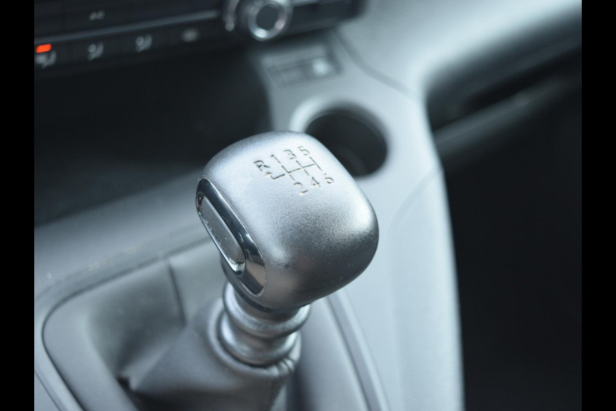 Peugeot Partner 1.5 BlueHDi 100 S&S L1 AIRCO | PARKEERSENSOREN | LAADRUIMTEBETIMMERING |