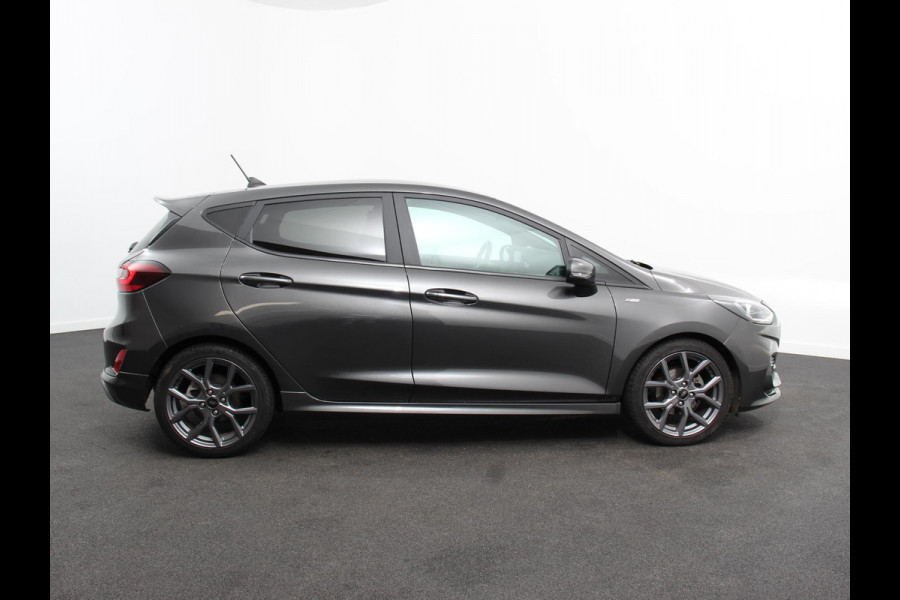 Ford Fiesta 1.0 EcoBoost Hybrid 136pk ST-Line X Automaat B&O Audio Climate control Cruise control LED Parkeersensoren achter Camera Stuurverwarming Stoelverwarming Digital cockpit Navigatie Apple Carplay/ Android Auto
