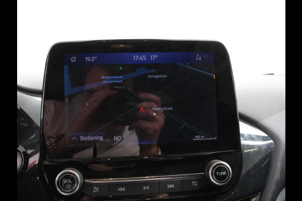 Ford Fiesta 1.0 EcoBoost Hybrid 136pk ST-Line X Automaat B&O Audio Climate control Cruise control LED Parkeersensoren achter Camera Stuurverwarming Stoelverwarming Digital cockpit Navigatie Apple Carplay/ Android Auto