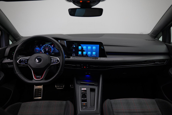 Volkswagen Golf 2.0 TSI GTI |Carplay|IQ.Light|Dodehoek|