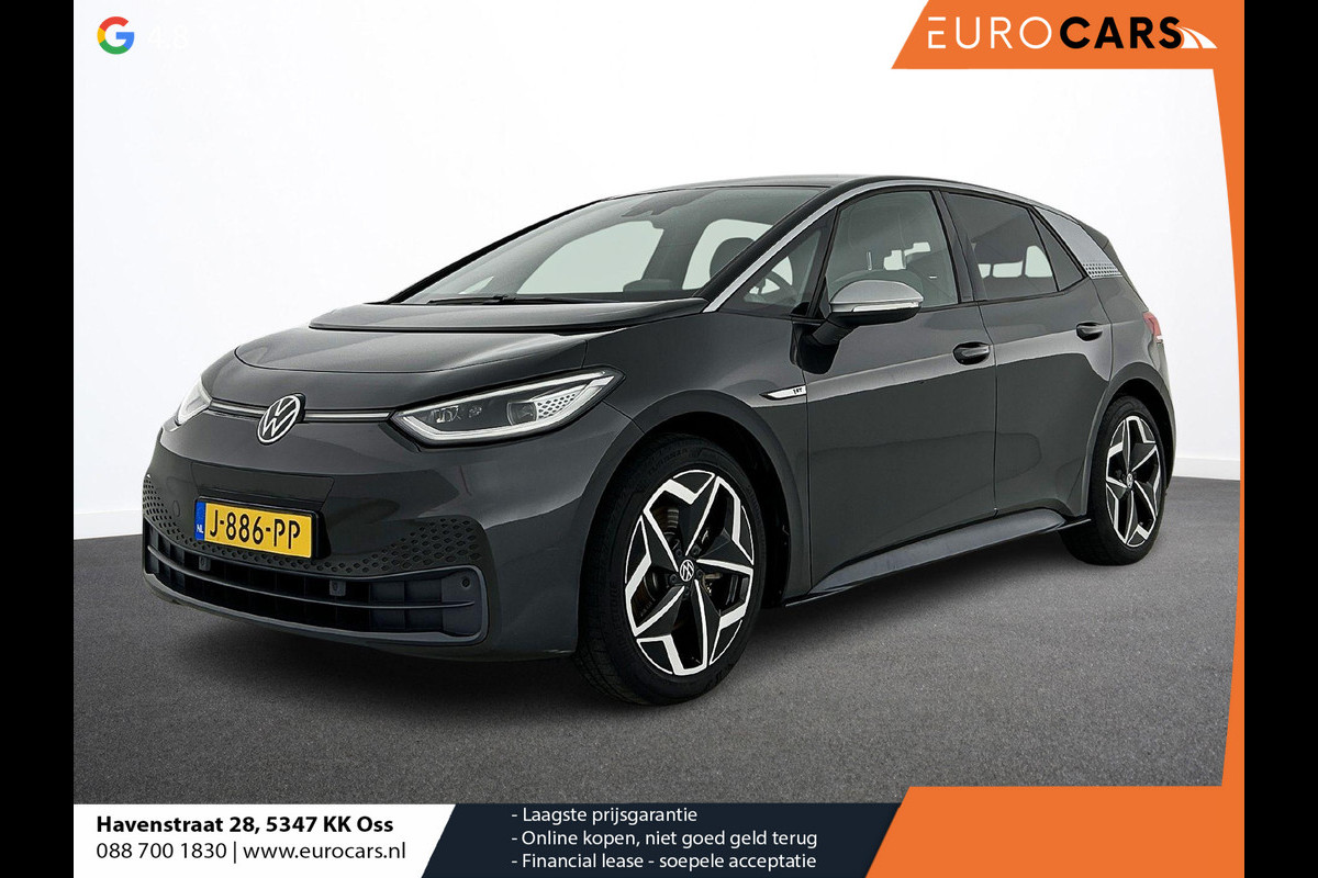 Volkswagen ID.3 First Plus 58 kWh Navigatie Apple Carplay/Android Auto Camera Parkeersensoren Adaptive Cruise Control Full LED Matrix Stoel- en stuurverwarming Lichtmetalen velgen Climate Control
