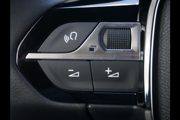 Peugeot 2008 1.2 PureTech 100 Allure 360 Camera