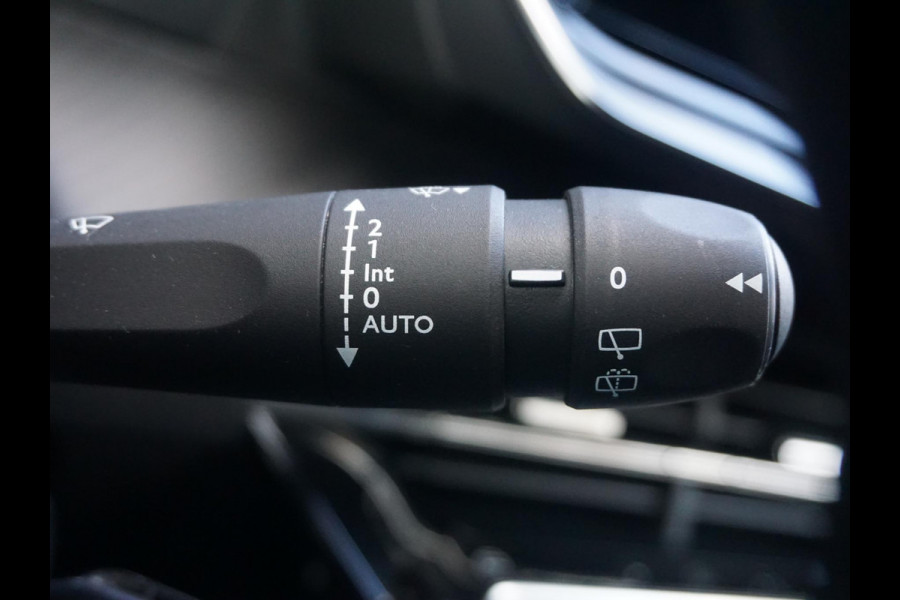 Peugeot 2008 1.2 PureTech 100 Allure 360 Camera