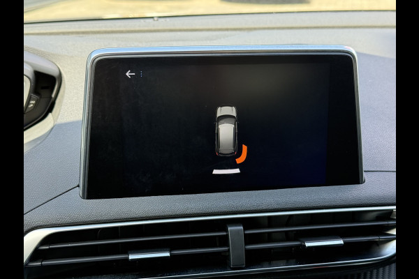 Peugeot 3008 BWJ 2019 | 1.2T 131PK Executive | TREKHAAK | CLIMA | NAVI | CARPLAY | PDC | PRIVACY GLASS | 17'' LMV