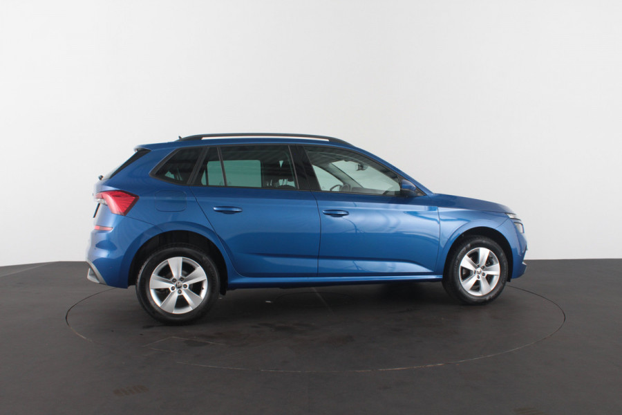 Škoda Kamiq 1.0 TSI Ambition > Race Blue/Camera/Trekhaak wegklapbaar...