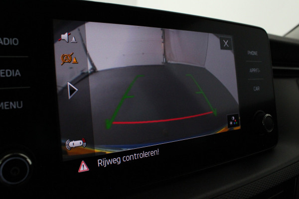 Škoda Kamiq 1.0 TSI Ambition > Race Blue/Camera/Trekhaak wegklapbaar...