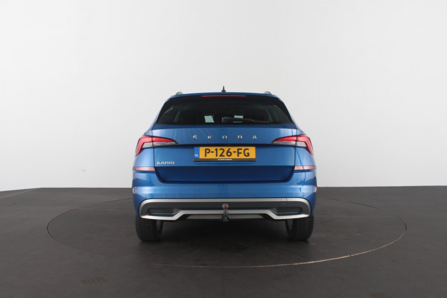 Škoda Kamiq 1.0 TSI Ambition > Race Blue/Camera/Trekhaak wegklapbaar...
