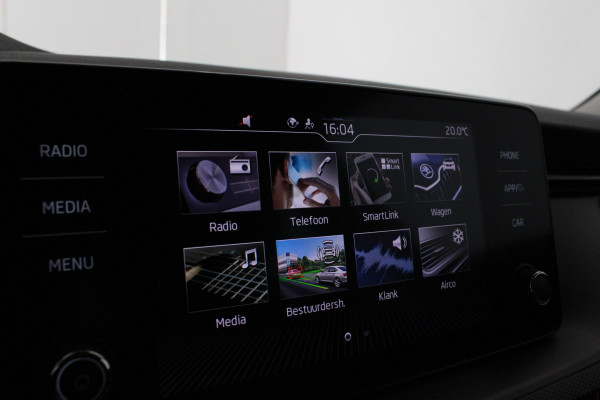 Škoda Kamiq 1.0 TSI Ambition > Race Blue/Camera/Trekhaak wegklapbaar...