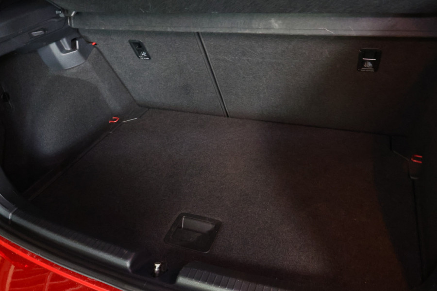 Volkswagen Polo 1.0 TSI R-Line Business DSG NAVI CARPLAY PANO STOELVW '22