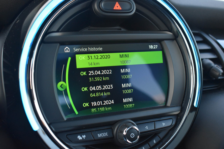 MINI Mini 1.5 Cooper Dalston Edition | Pano | 5-Drs | Schaalstoel | Carplay