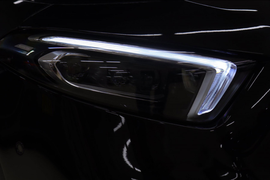 Mercedes-Benz A-Klasse 250 e AMG Limited PANO/BURM/CARPLAY/STOELVER/VOL