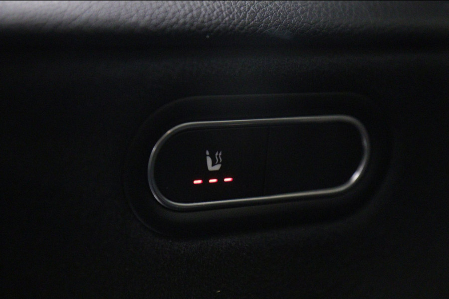 Mercedes-Benz A-Klasse 250 e AMG Limited PANO/BURM/CARPLAY/STOELVER/VOL