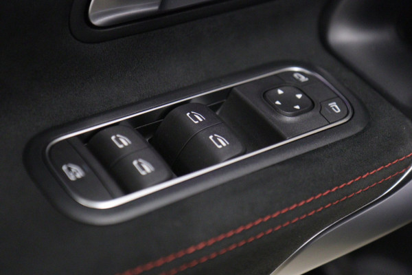Mercedes-Benz A-Klasse 250 e AMG Limited PANO/BURM/CARPLAY/STOELVER/VOL