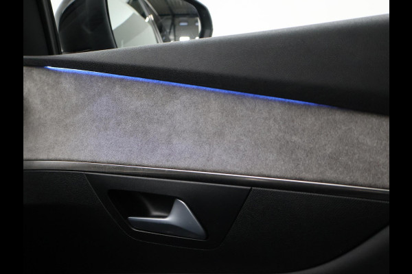 Peugeot 3008 1.6 PLUG-IN HYBRID 225 PK GT + TREKHAAK | ADAPTIVE CRUISE | CAMERA | STOELVERWARMING