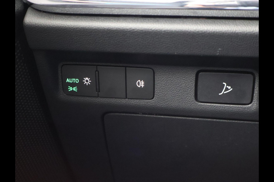 Škoda ENYAQ iV 60 + SFEERVERLICHTING | CAMERA | NAVIGATIE | APPLE CARPLAY | ANDROID AUTO | 19 INCH LMV