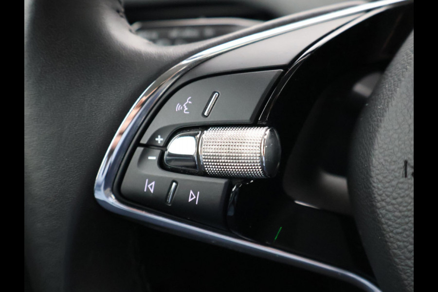 Škoda ENYAQ iV 60 + SFEERVERLICHTING | CAMERA | NAVIGATIE | APPLE CARPLAY | ANDROID AUTO | 19 INCH LMV