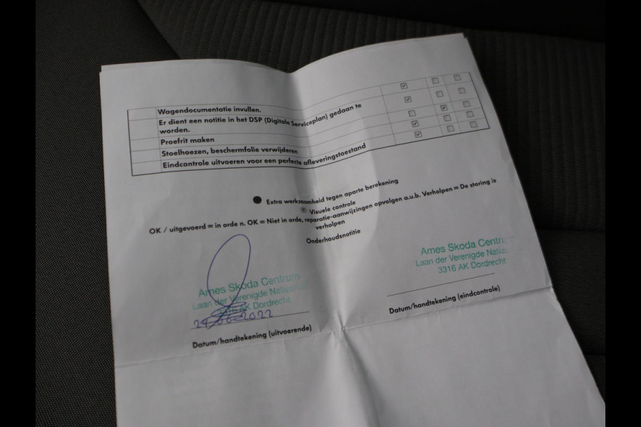 Škoda ENYAQ iV 60 + SFEERVERLICHTING | CAMERA | NAVIGATIE | APPLE CARPLAY | ANDROID AUTO | 19 INCH LMV