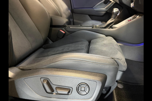 Audi Q3 Sportback 35 TFSI 3X S line Full Pano Elec.Stoel Sonos Carbon