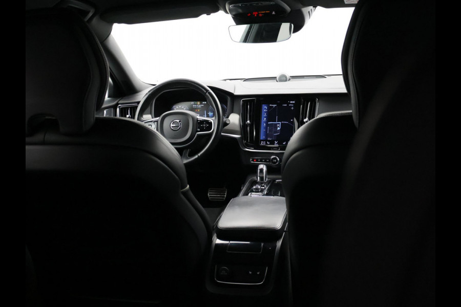 Volvo V90 2.0 T8 AWD 390 PK R-DESIGN + BOWERS & WILKINS | HEAD-UP | ELEK. TREKHAAK | INSCRIPTION BURSTING BLUE METALLIC