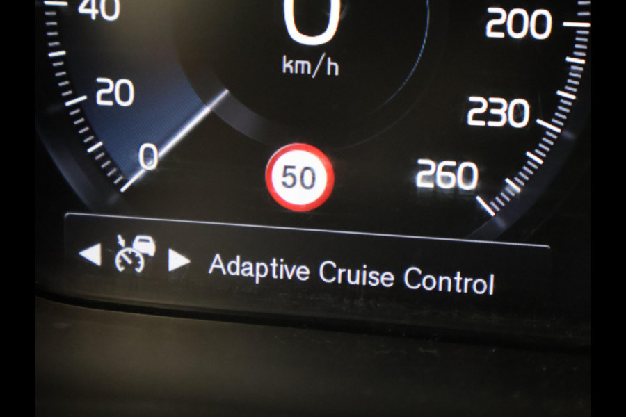 Volvo V90 2.0 T8 AWD 390 PK R-DESIGN + BOWERS & WILKINS | HEAD-UP | ELEK. TREKHAAK | INSCRIPTION BURSTING BLUE METALLIC