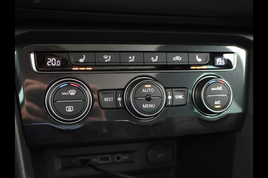 Volkswagen Tiguan 1.5 TSI ACT DSG R-LINE + PANORAMA | LEDER | VIRTUAL COCKPIT | MASSAGE | ADAPTIVE CRUISE