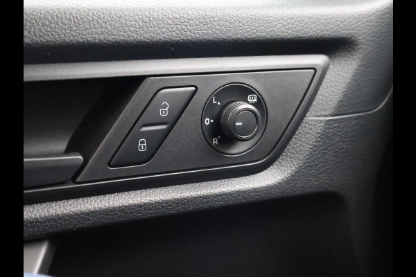 Volkswagen Caddy 2.0 TDI 180 PK + 18 INCH | VERLAAGD | BREMBO | APPLE CARPLAY | TREKHAAK | STOELVERWARMING