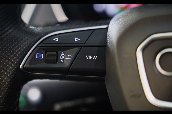 Audi Q5 Sportback 55 TFSI e Quattro SQ5 Look / RS Zetels / Massage / Head Up / B&O / 360 Camera / Open Pano / Leder / 22 Inch