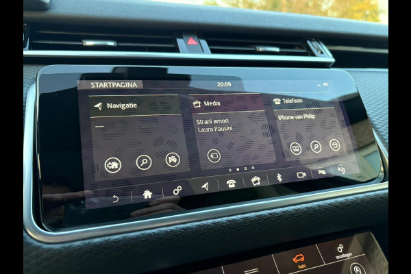 Land Rover Range Rover Velar 3.0 D275 AWD SE Panorama Meridian Dealer O.H