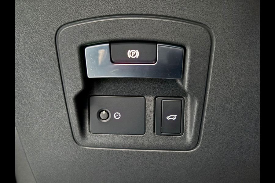 Land Rover Range Rover Velar 3.0 D275 AWD SE Panorama Meridian Dealer O.H