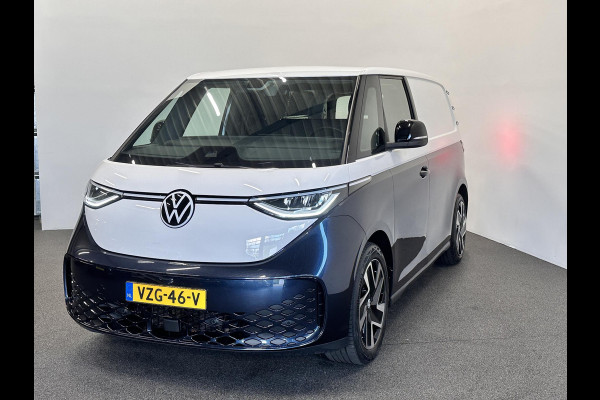 Volkswagen ID. Buzz Cargo 77 kWh SOH 96% Nieuwprijs €71233! Airco Navi Wireless Carplay IQ Light 20" LM Velgen Adaptive Cruise Control PDC VA + Camera Stoelverwarming Voorruit verwarming 3-Zits