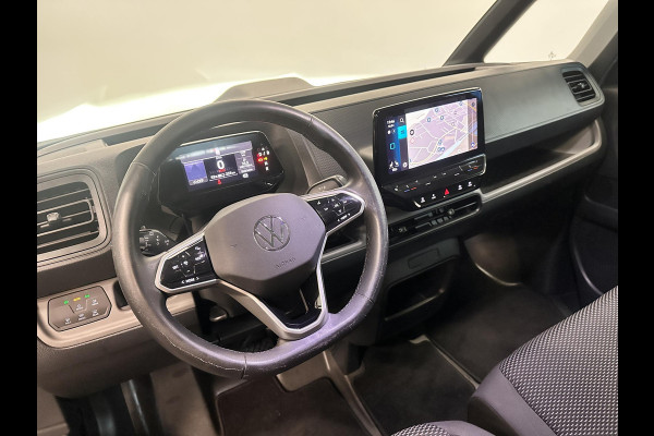 Volkswagen ID. Buzz Cargo 77 kWh SOH 96% Nieuwprijs €71233! Airco Navi Wireless Carplay IQ Light 20" LM Velgen Adaptive Cruise Control PDC VA + Camera Stoelverwarming Voorruit verwarming 3-Zits