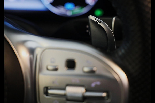 Mercedes-Benz S-Klasse S500 4MATIC Lang AMG Line / Acc / Lane Assist / Dode Hoek / 360 Camera / Chauffeurspakket / Schermen / Pano / Led