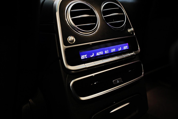 Mercedes-Benz S-Klasse S500 4MATIC Lang AMG Line / Acc / Lane Assist / Dode Hoek / 360 Camera / Chauffeurspakket / Schermen / Pano / Led