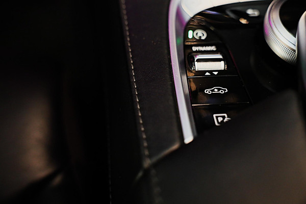 Mercedes-Benz S-Klasse S500 4MATIC Lang AMG Line / Acc / Lane Assist / Dode Hoek / 360 Camera / Chauffeurspakket / Schermen / Pano / Led