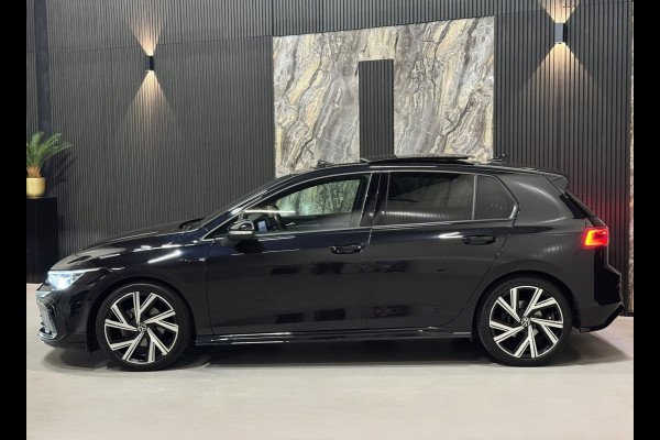 Volkswagen Golf 1.5 eTSI 3x R-Line|PANORAMA|IQ LIGHTS|BLINDSPOT|BOMVOL
