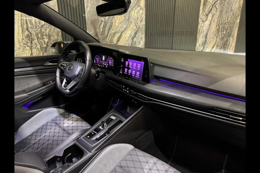 Volkswagen Golf 1.5 eTSI 3x R-Line|PANORAMA|IQ LIGHTS|BLINDSPOT|BOMVOL