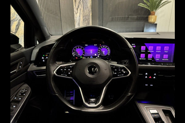 Volkswagen Golf 1.5 eTSI 3x R-Line|PANORAMA|IQ LIGHTS|BLINDSPOT|BOMVOL