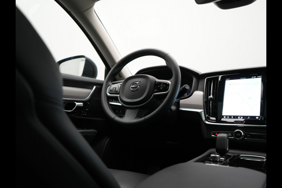 Volvo V90 T6 AWD Ultimate Bright PHEV 350pk LONG RANGE | Panodak | Adaptive Cruise | Camera | Harman / Kardon | Lederen Sportstoelen Memory & Verwarmd | Google Assistent | Keyless | Stuur Verwarmd | Blis | Apple Carplay | DAB | Virtual | Plug In Hybrid |