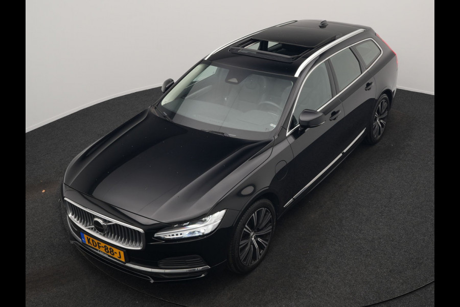 Volvo V90 T6 AWD Ultimate Bright PHEV 350pk LONG RANGE | Panodak | Adaptive Cruise | Camera | Harman / Kardon | Lederen Sportstoelen Memory & Verwarmd | Google Assistent | Keyless | Stuur Verwarmd | Blis | Apple Carplay | DAB | Virtual | Plug In Hybrid |