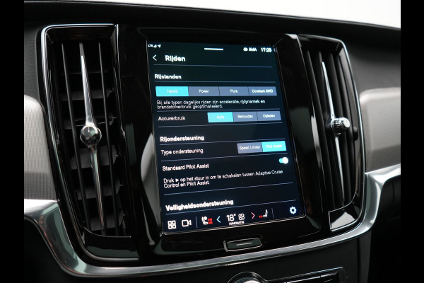 Volvo V90 T6 AWD Ultimate Bright PHEV 350pk LONG RANGE | Panodak | Adaptive Cruise | Camera | Harman / Kardon | Lederen Sportstoelen Memory & Verwarmd | Google Assistent | Keyless | Stuur Verwarmd | Blis | Apple Carplay | DAB | Virtual | Plug In Hybrid |