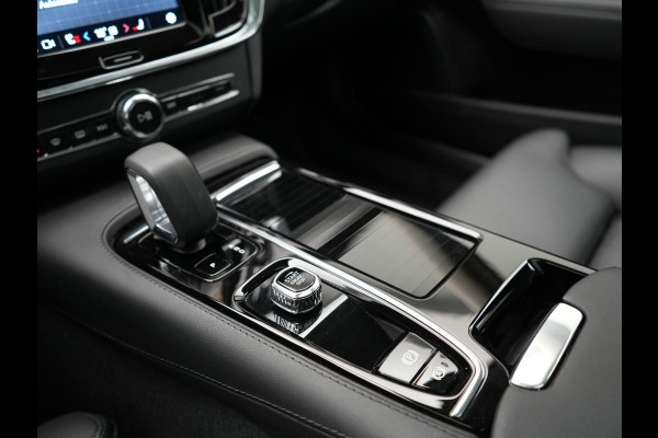 Volvo V90 T6 AWD Ultimate Bright PHEV 350pk LONG RANGE | Panodak | Adaptive Cruise | Camera | Harman / Kardon | Lederen Sportstoelen Memory & Verwarmd | Google Assistent | Keyless | Stuur Verwarmd | Blis | Apple Carplay | DAB | Virtual | Plug In Hybrid |