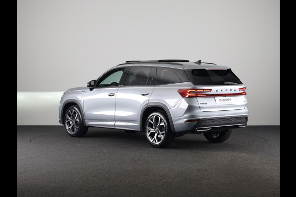 Škoda Kodiaq Sportline Business PHEV 1.5 TSI 204pk DSG | Panoramadak | Wegklapbare trekhaak | 20 inch lichtmetalen velgen| Winter pakket | Verwarmbare vooruit