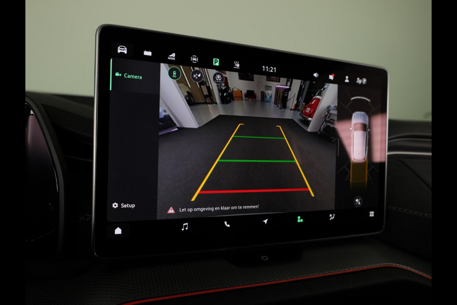 Škoda Kodiaq Sportline Business PHEV 1.5 TSI 204pk DSG | Panoramadak | Wegklapbare trekhaak | 20 inch lichtmetalen velgen| Winter pakket | Verwarmbare vooruit