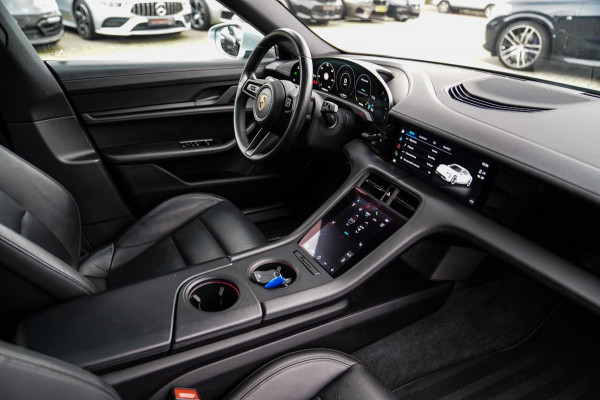 Porsche Taycan 4S 79 kWh | Panorama sunroof | 360 camera | Luchtvering | Innodrive | Dealer onderhouden | Luxe Leder | SPORT | LED
