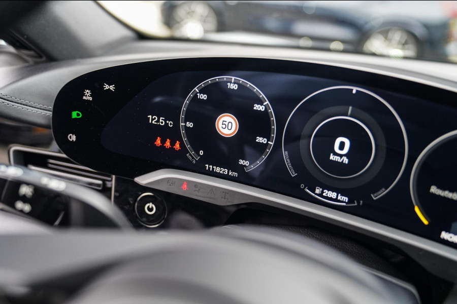 Porsche Taycan 4S 79 kWh | Panorama sunroof | 360 camera | Luchtvering | Innodrive | Dealer onderhouden | Luxe Leder | SPORT | LED