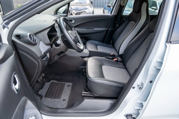 Renault ZOE R135 Intens 52 kWh|Prijs rijklaar incl 12 mnd garantie| Camera Stuur/Stoelverwarming Blindspot Navi