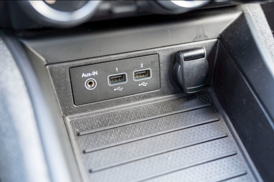 Renault ZOE R135 Intens 52 kWh|Prijs rijklaar incl 12 mnd garantie| Camera Stuur/Stoelverwarming Blindspot Navi